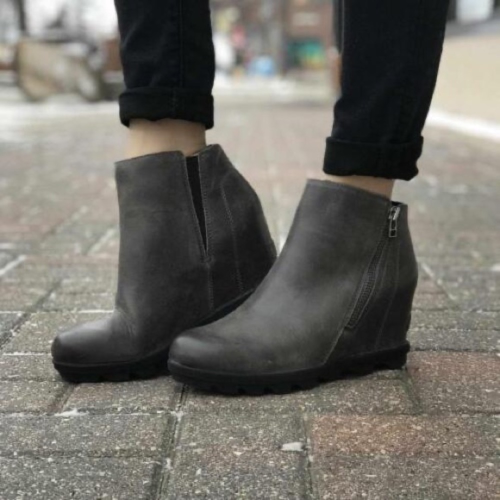 Womens Sorel Joan of arctic II wedge boot  Quarry